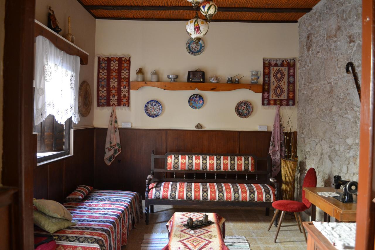 Mystery Garden Guest House Famagusta  Exteriör bild