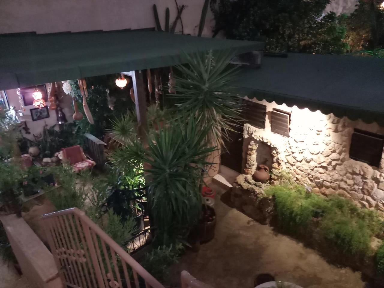 Mystery Garden Guest House Famagusta  Exteriör bild