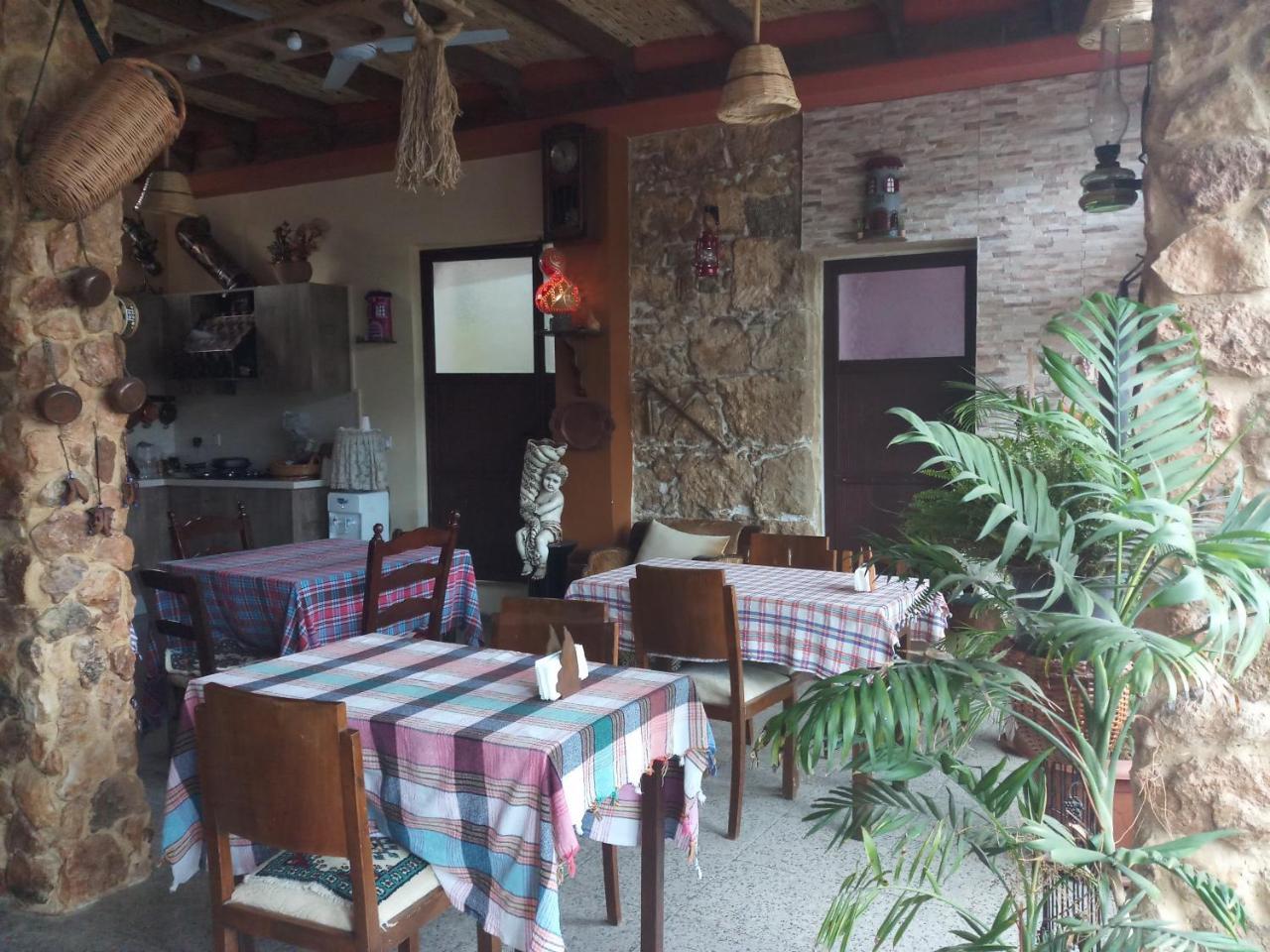 Mystery Garden Guest House Famagusta  Exteriör bild